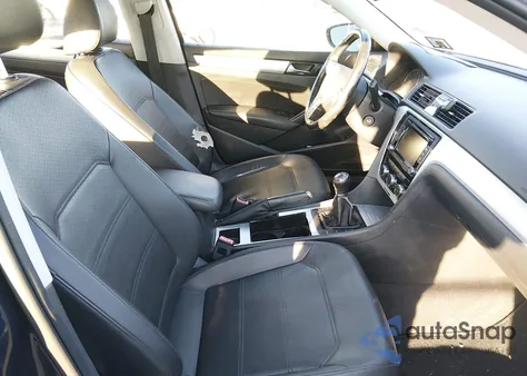 2012 Volkswagen Passat 2.5L Se from USA, damaged, VIN 1VWBP7A36CC015429